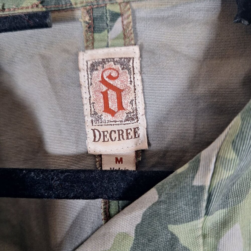 Decree Camo Womens Jacket Size Medium - image 3